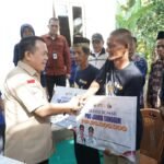 al haris resmikan bedah rumah