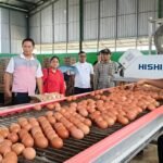 Gubernur Jambi, Al Haris saat meninjau produksi telur PT Berkat Telur Sejahtera di Desa Ibru, Kecamatan Mestong, Kabupaten Muaro Jambi Gubernur Jambi, Al Haris saat meninjau produksi telur PT Berkat Telur Sejahtera di Desa Ibru, Kecamatan Mestong, Kabupaten Muaro Jambi