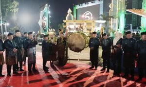 Gubernur Jambi Al Haris bersama Wakil Gubernur Abdullah Sani saat pembukaan Musabaqah Tilawatil Qur’an (MTQ) ke-54 Tingkat Provinsi Jambi di Kabupaten Muaro Jambi