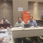 Gubernur Jambi Al Haris saat memaparkan kebijakan Pemerintah Provinsi Jambi dalam mewujudkan pemerintahan yang terbuka pada Presentasi Uji Publik Monev Keterbukaan Informasi Publik 2025