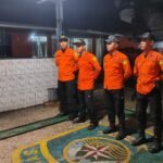 Personel SAR Jambi yang disiapkan untuk membantu operasi kemanusiaan di Sumatera Barat