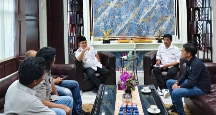 Pertemuan Wali Kota Jambi Maulana bersama Serikat Media Siber Seluruh Indonesia (SMSI) Provinsi Jambi