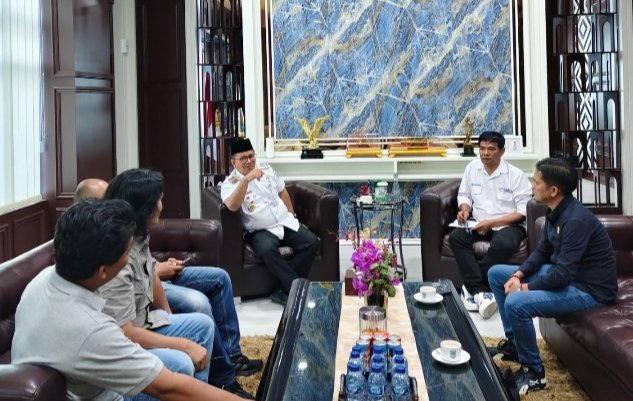 Pertemuan Wali Kota Jambi Maulana bersama Serikat Media Siber Seluruh Indonesia (SMSI) Provinsi Jambi