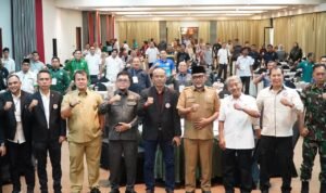 Foto bersama usai pembukaan Rakerprov KONI Provinsi Jambi