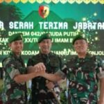 Pangdam XX/TIB Mayjen TNI Arief Gajah Mada, usai memimpin upacara serah terima jabatan Komandan Korem 042/Garuda Putih dari Brigjen TNI Heri Purwanto, kepada Kolonel Inf Nyamin