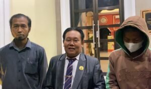 Salah satu murid SMKN 3 Tanjabtim saat membuat laporan ke Polda Jambi