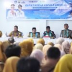 Gubernur Jambi Al Haris saat membuka Rapat Kerja Kepala Sekolah SMA/SMK/SLB se-Provinsi Jambi di Kabupaten Kerinci Gubernur Jambi Al Haris saat membuka Rapat Kerja Kepala Sekolah SMA/SMK/SLB se-Provinsi Jambi di Kabupaten Kerinci