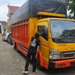 Truk pengangkut BBM ilegal yang diamankan Ditreskrimsus Polda Jambi