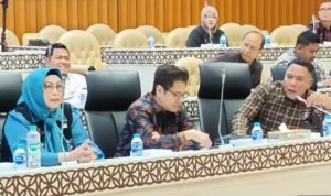 Anggota Komisi III DPRD Provinsi Jambi saat berdialog dengan Komisi V DPR RI terkait perbaikan jalan di Jambi