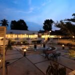 Area outdoor Senyala Space di Arizona, Jalan Sunan Giri, Simpang III Sipin, Kota Jambi, bisa jadi pilihan lokasi buka puasa dengan konsep cozy dan view menarik