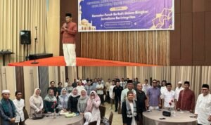SMSI Provinsi Jambi Foto bersama Ketua dan pengurus SMSI Provinsi Jambi saat buka puasa bersama di bulan Ramadhan 1447 H