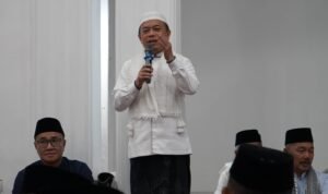 Gubernur Jambi Al Haris saat melaksanakan Safari Ramadhan 1447 H di Mesjid Al Falah Desa Lempur, Kabupaten Kerinci