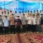 Gubernur Jambi Al Haris foto bersama kepala daerah wilayah barat dan warga di momen halal bihalal Hari Raya Idul Fitri 1447 Hijriah