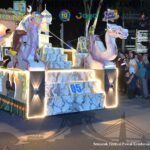 Kendaraan hias yang menyemarakkan Festival Pawai Kendaraan Hias Kota Jambi di.moment Malam Takbiran Lebaran Bahagia