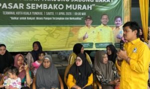 Pasar murah Golkar