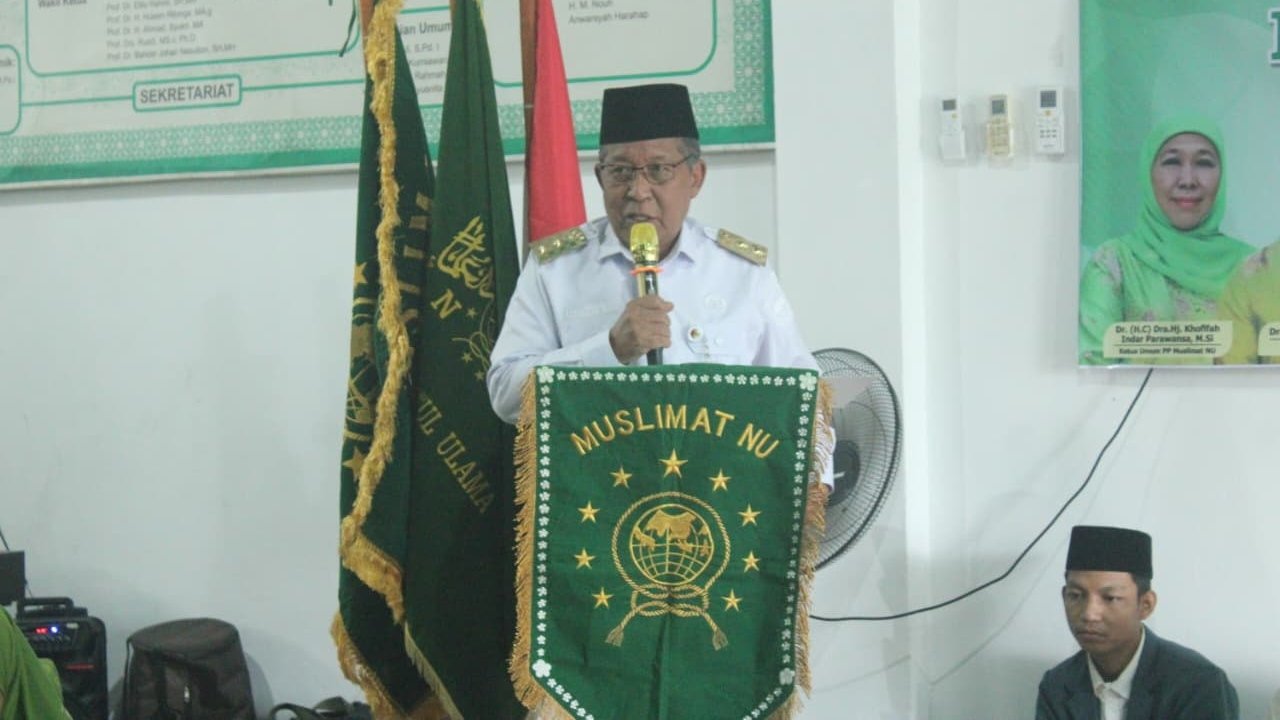 Wakil Gubernur Jambi Abdullah Sani saat menghadiri Halal Bihalal sekaligus Hari Lahir ke-80 Muslimat Nahdlatul Ulama Tahun 2026