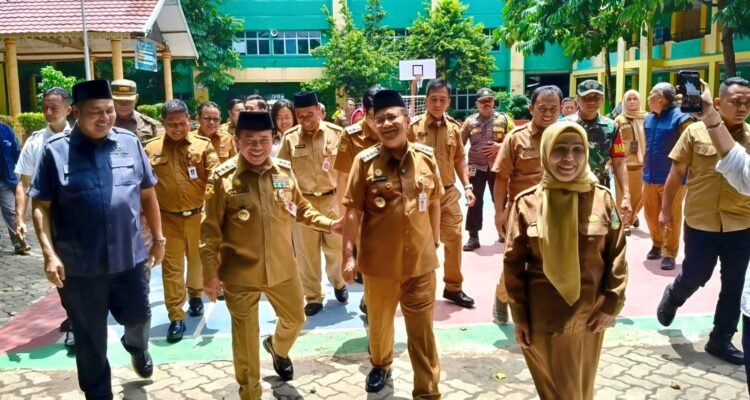 al haris dan maulana pantau tka