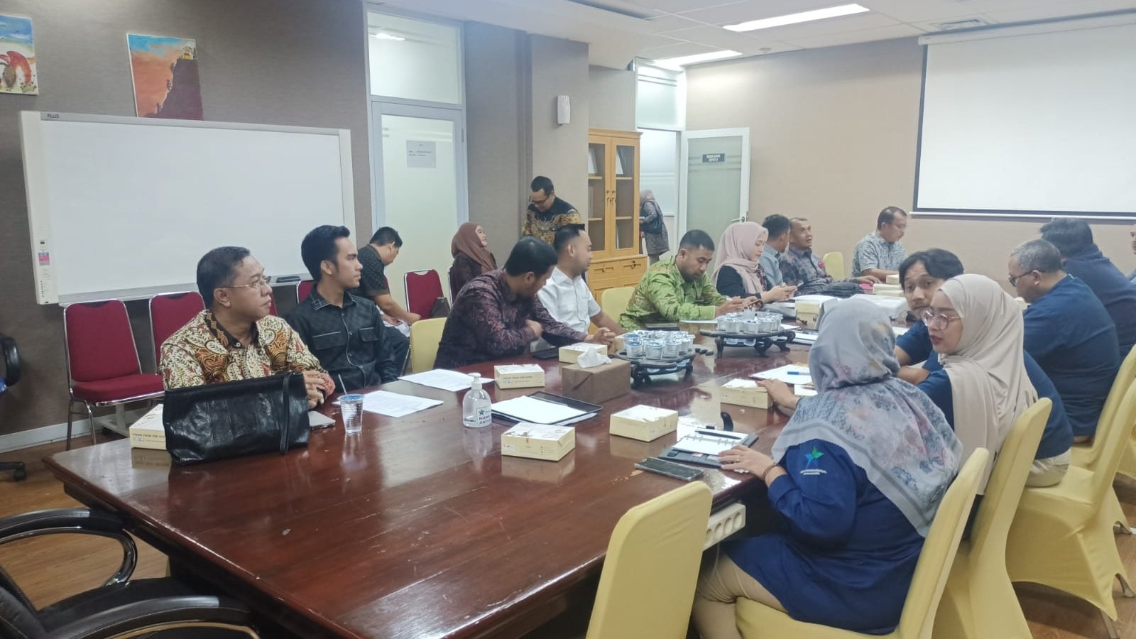 komisi i dprd jambi konsultasi ke perpustakaan nasional