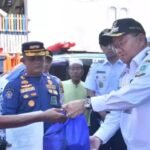 Maulana - Diza hadir serahkan bantuan tanggap darurat korban kebakaran di Jambi Kota Seberang