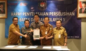 Tapal batas Tapal batas