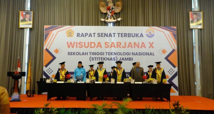 Wisuda Stiteknas Jambi Wisuda Stiteknas Jambi