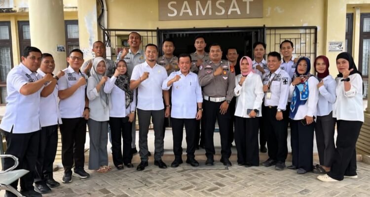 al haris tinjau samsat tebo