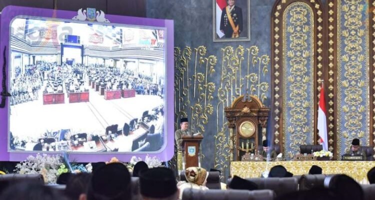 maulana hut ke 80 kota jambi Wali Kota Maulana sampaikan capaian kinerja di sidang paripurna istimewa HUT ke 80 Kota Jambi