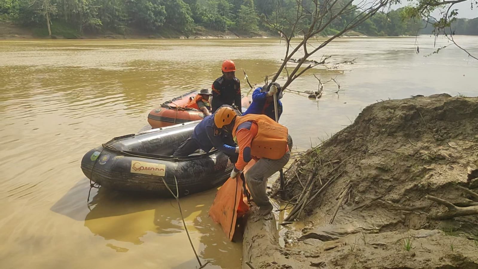 Tenggelam Sungai Tembesi