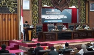 Paripurna DPRD Provinsi Jambi