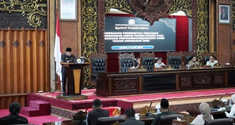 Paripurna DPRD Provinsi Jambi Paripurna DPRD Provinsi Jambi