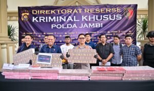 Pembobolan dana nasabah Bank Jambi Pembobolan dana nasabah Bank Jambi