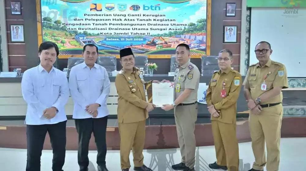 Wali Kota Jambi Maulana