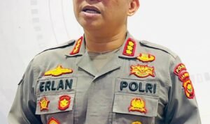 Kabid Humas Polda Jambi Kombes Pol Erlan Munaji Kabid Humas Polda Jambi Kombes Pol Erlan Munaji