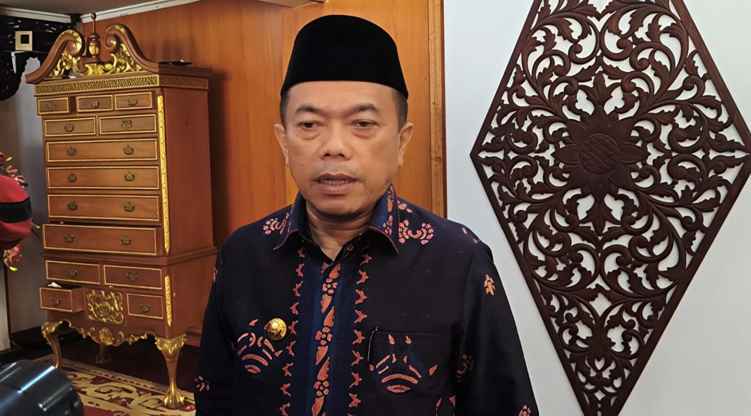 Gubernur Jambi Al Haris