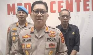Kabid Humas Polda Jambi Kombes Pol Erlan Munaji Kabid Humas Polda Jambi Kombes Pol Erlan Munaji