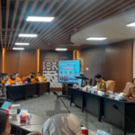 Wawako Diza lepas 5 Tim Ormawa Unja
