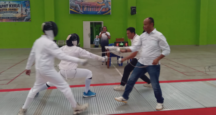 atlet anggar koni jambi atlet anggar koni jambi