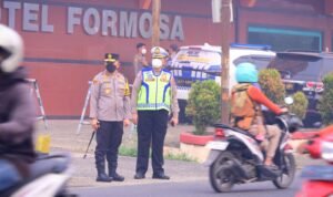 Kapolda Jambi Irjen Pol. Drs. Widodo Kapolda Jambi Irjen Pol. Drs. Widodo