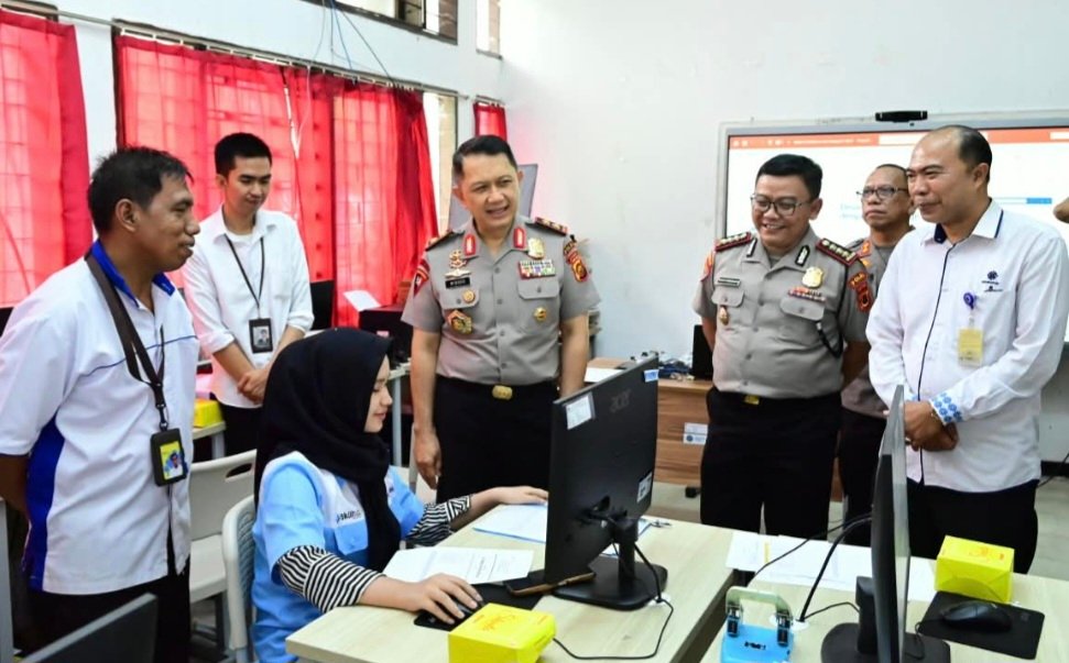 Polisi Peduli Pengangguran (Poliran)