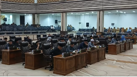 paripurna dprd kota jambi